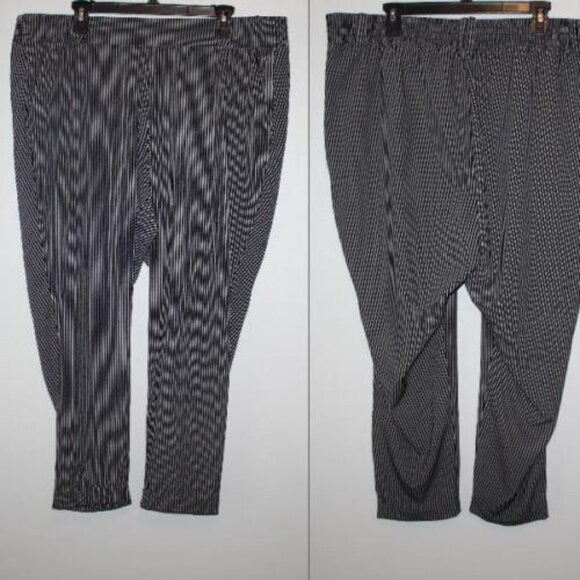 Torrid Pull On Taper Stretch Crepe High Rise Pant Black Plus Size 2 2X H13651 - Picture 10 of 10